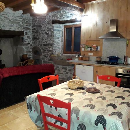Les Ecuries De La Sabatarie Hotel Cambounes Екстериор снимка