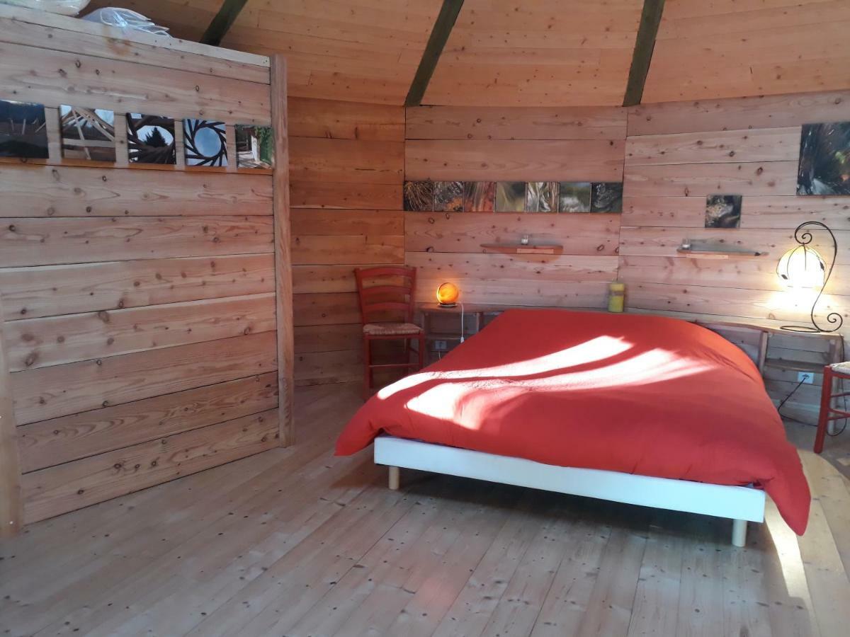Les Ecuries De La Sabatarie Hotel Cambounes Екстериор снимка