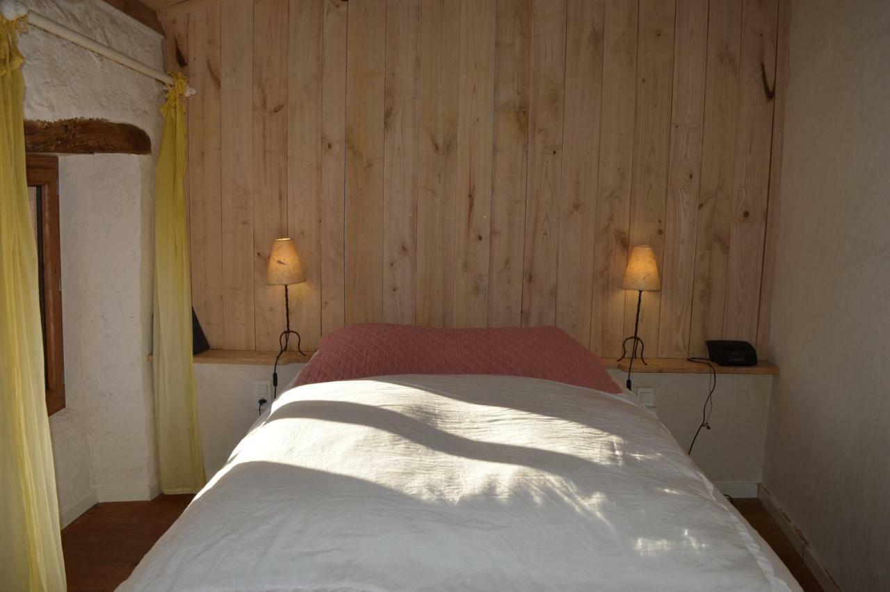 Les Ecuries De La Sabatarie Hotel Cambounes Екстериор снимка