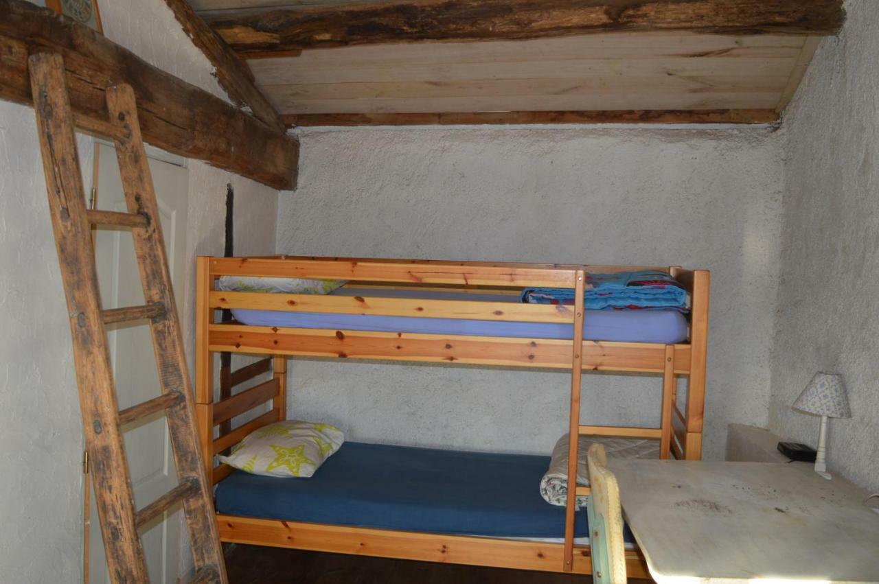 Les Ecuries De La Sabatarie Hotel Cambounes Екстериор снимка